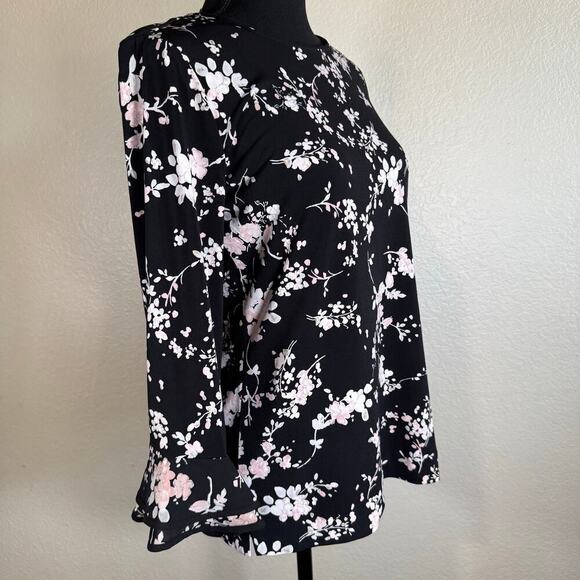 NWT Karl Lagerfeld Paris Black Blouse Shirt Pink Floral Bell Sleeve Women XS - Picture 4 of 13